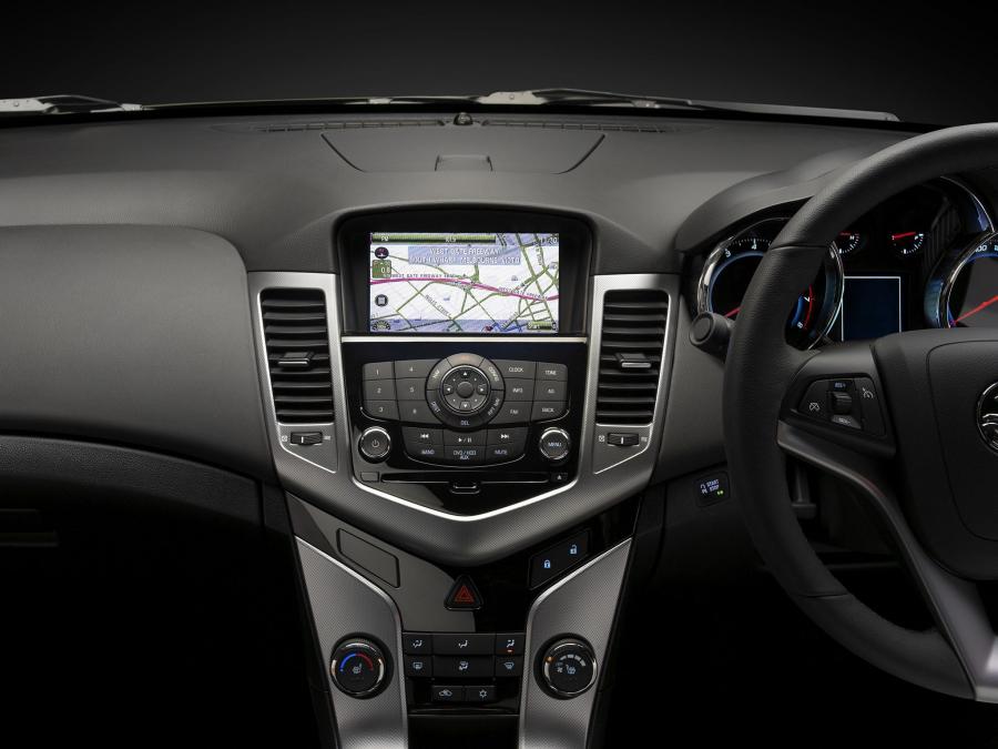  Holden Cruze SRi-V 2011 года  (фото 18 из 24)